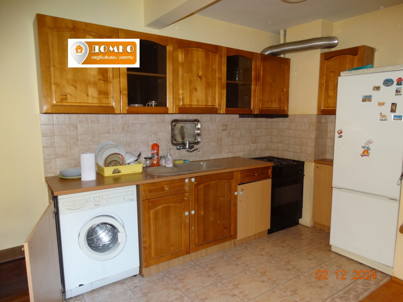 En renta  2 dormitorios Pazardzhik , Idealen tsentar , 75 metros cuadrados | 66580330