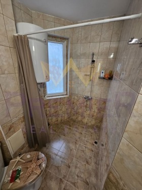 1 chambre m-t Aktchelar, Varna 13