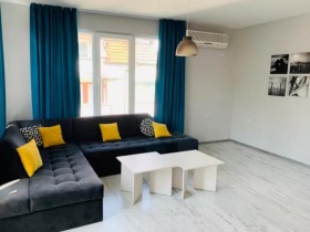 2 slaapkamers Mladezjki Chalm, Plovdiv 1