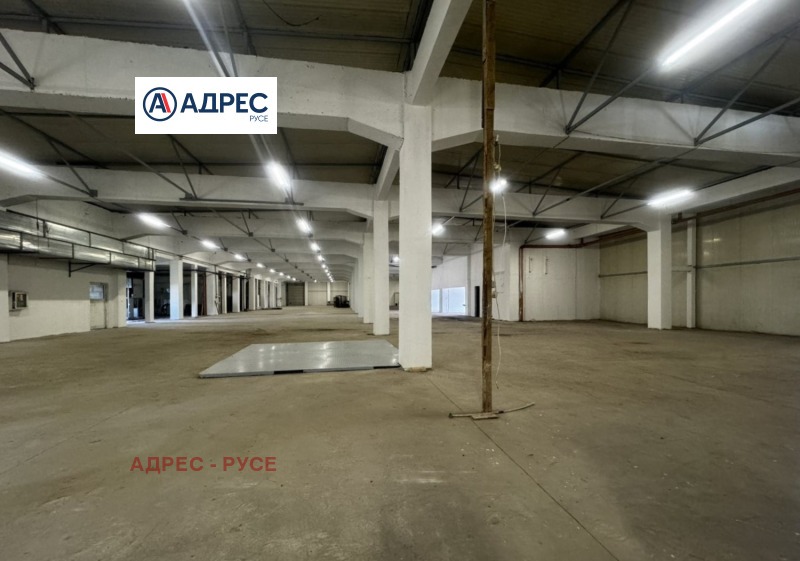 A louer  Stockage Rouse , Targoviya na edro , 1900 m² | 47371861 - image [2]