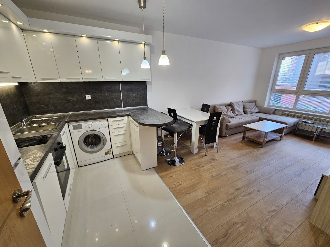 Дава под наем 2-СТАЕН, гр. София, Младост 4