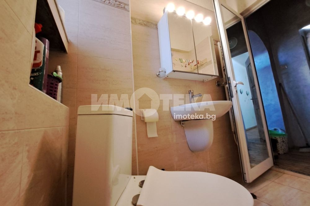 Дава под наем 3-СТАЕН, гр. София, Център, снимка 13 - Апартаменти - 53709494