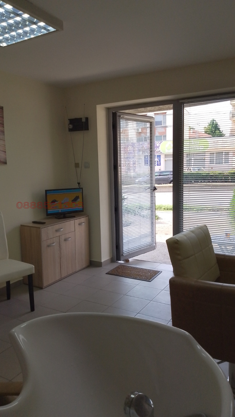 Дава под наем БИЗНЕС ИМОТ, гр. Русе, Център, снимка 3 - Други - 52784258