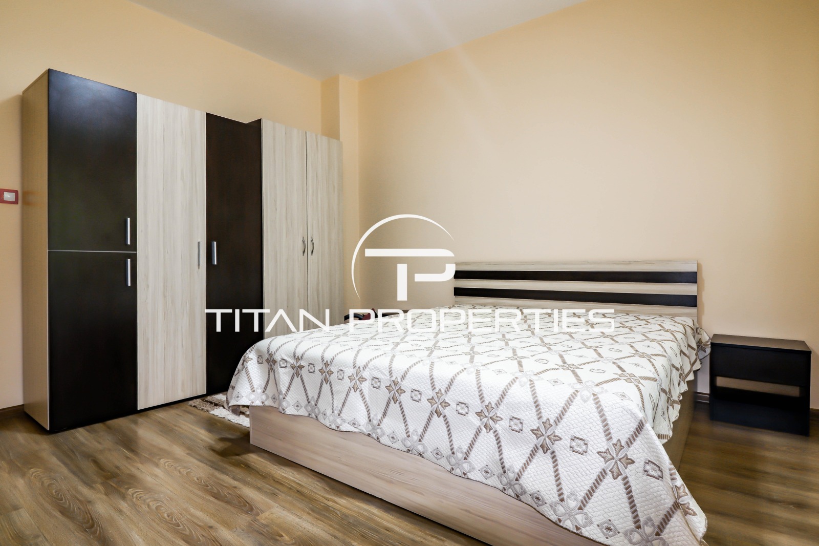 Дава под наем 3-СТАЕН, гр. Варна, ВИНС-Червен площад, снимка 4 - Апартаменти - 53270769