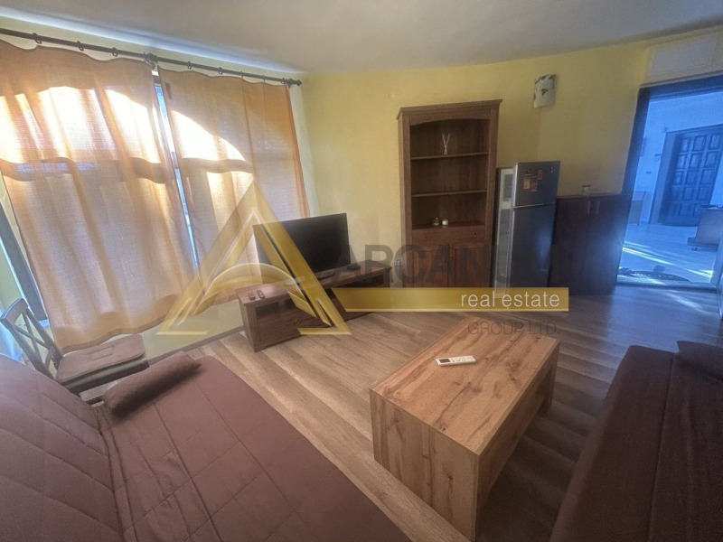 Под наем 3-СТАЕН, град Варна, м-т Долна Трака • 1400 лв. / 715.81 € • 95317498 1