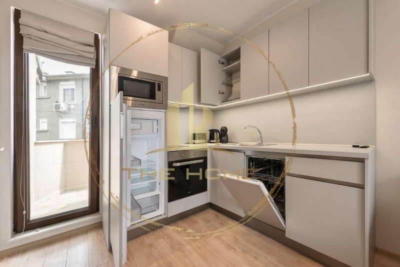 Дава под Наем 2-СТАЕН в град Варна, Гръцка махала - 85 кв.м / 1 300 € » 2 542.58 лв., ХОУМЕСТЕЙТ
