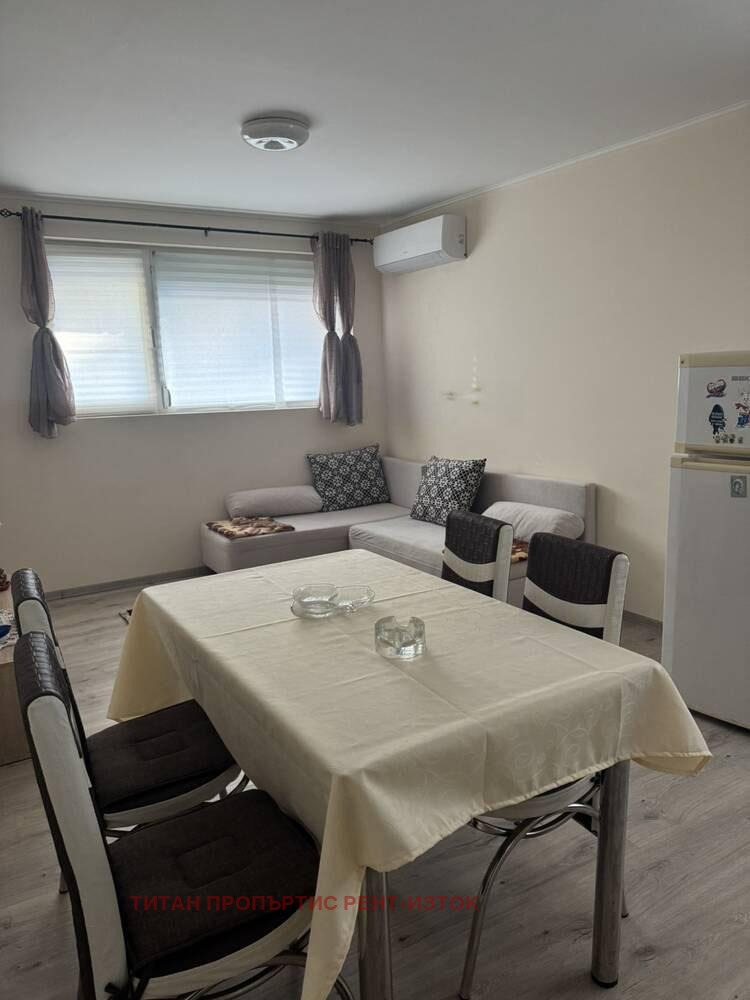 Дава под наем 2-СТАЕН, гр. Бургас, Лазур