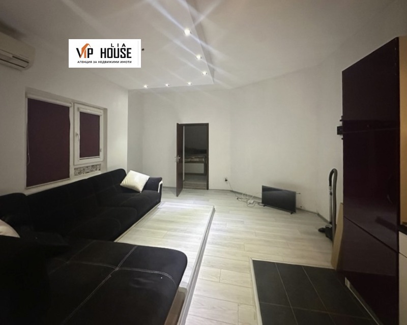 Дава под наем 2-СТАЕН, гр. София, Карпузица, снимка 2 - Апартаменти - 52622288