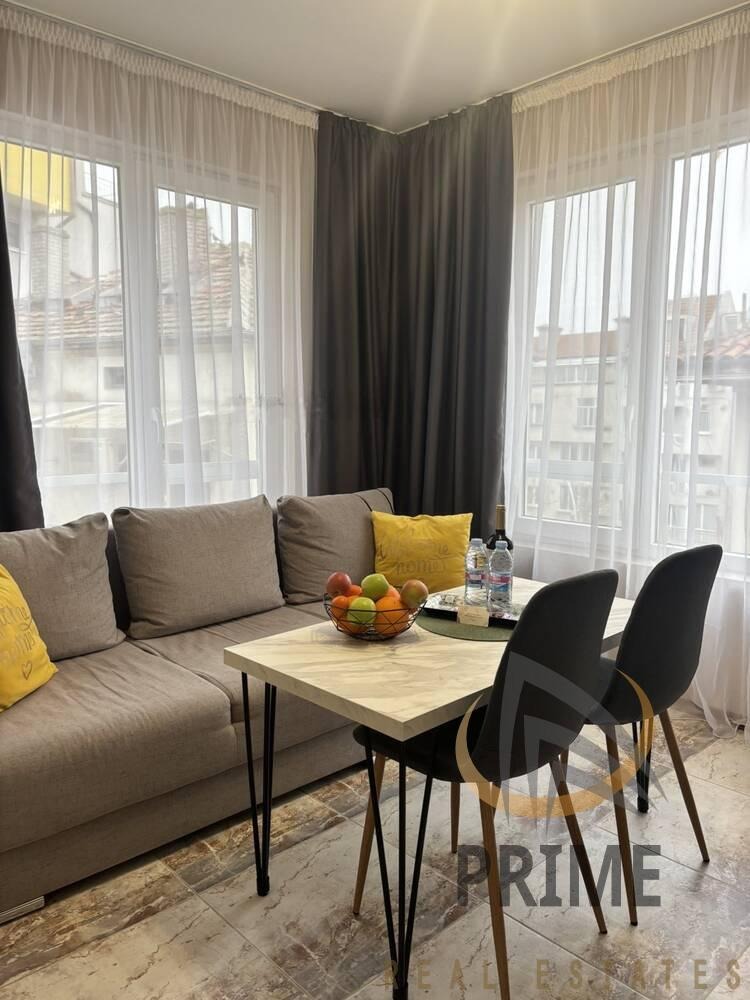 Дава под наем 2-СТАЕН, гр. Бургас, Център, снимка 2 - Апартаменти - 53741506