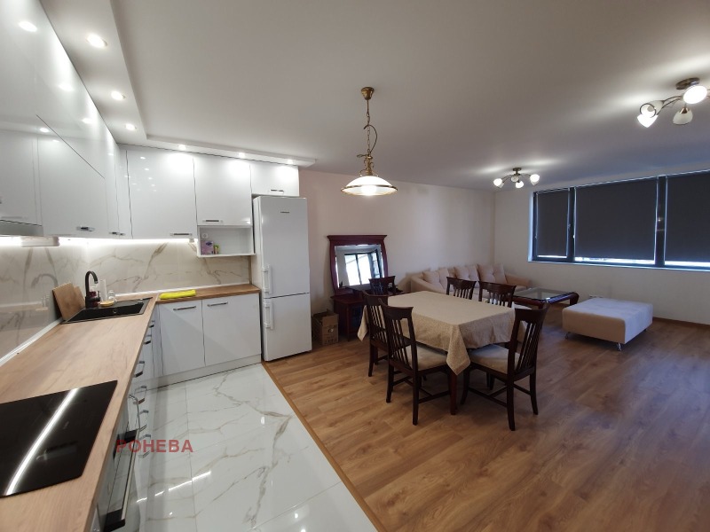K pronájmu  2 ložnice Varna , Centar , 130 m2 | 60237528 - obraz [2]