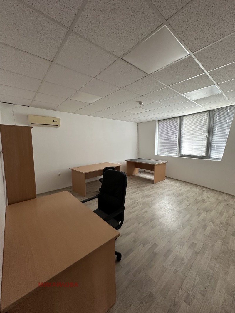 Дава под наем  Офис град Стара Загора , Железник - център , 170 кв.м | 79500904 - изображение [3]
