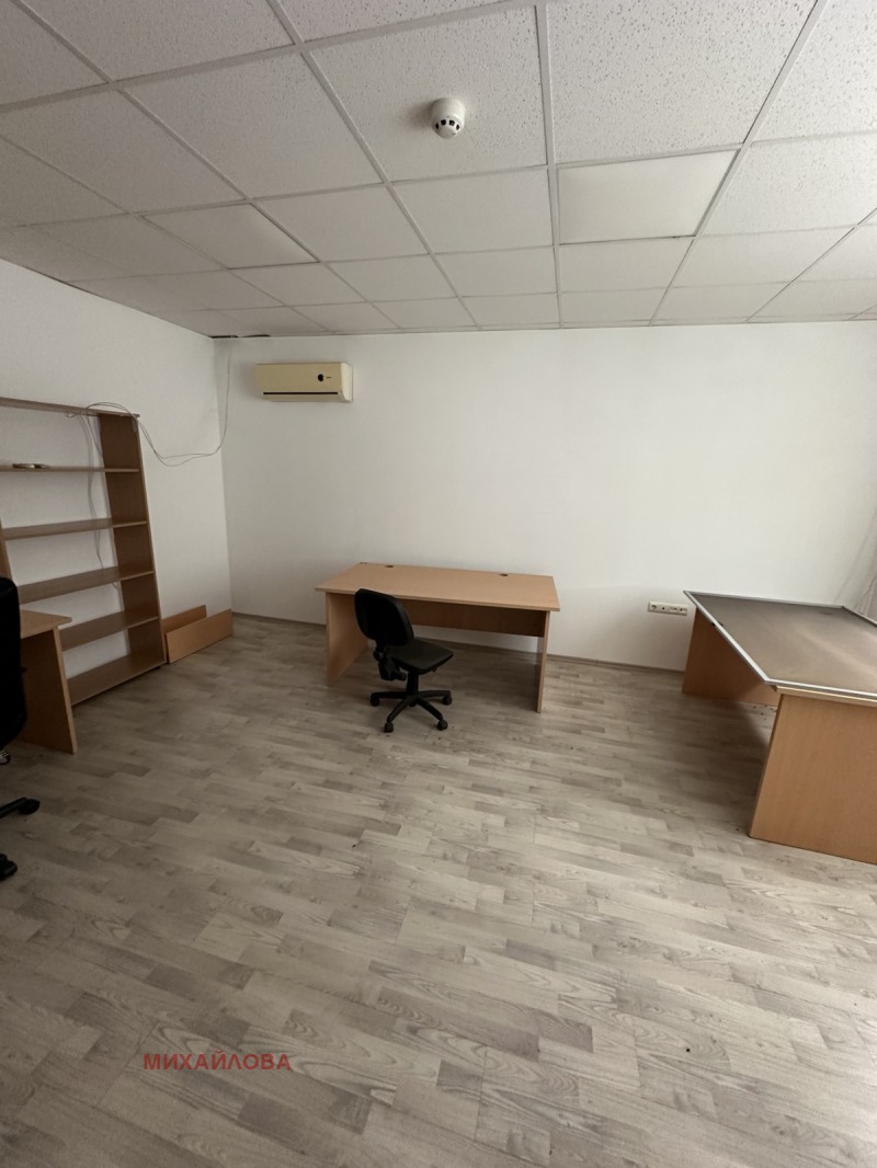 Дава под наем  Офис град Стара Загора , Железник - център , 170 кв.м | 79500904 - изображение [5]