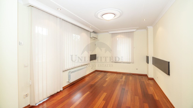 K pronájmu  Dům Sofia , Centar , 647 m2 | 98611424 - obraz [14]