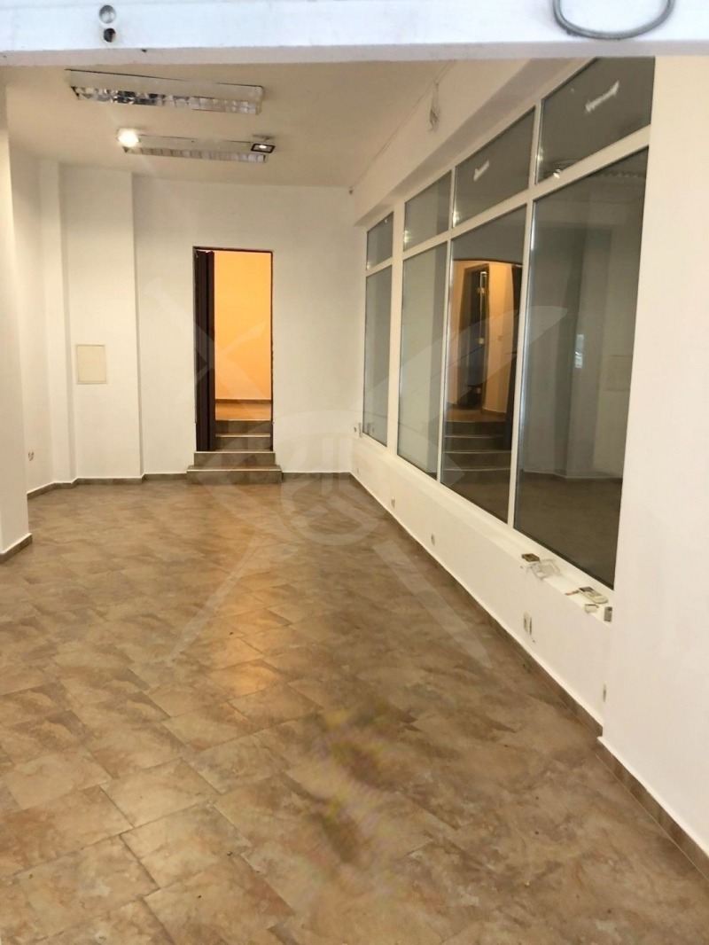 Zu vermieten  Geschäft Sofia , Krasno selo , 46 qm | 97523583 - Bild [4]