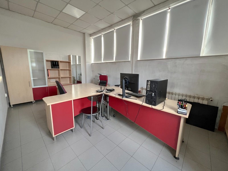 Do wynajęcia  Budynek przemysłowy Sofia , Woenna rampa , 2300 mkw | 20779318 - obraz [8]