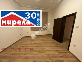 Поверх будинку Център, Варна 5