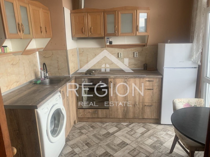 Дава под наем 3-СТАЕН, гр. Варна, Център