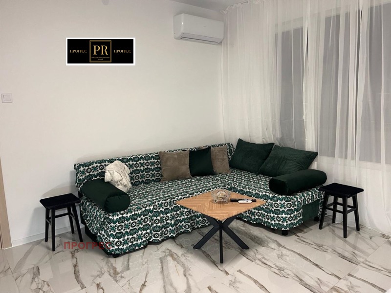 Дава под наем 3-СТАЕН, гр. Пловдив, Въстанически