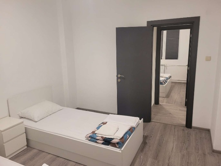 Дава под наем 3-СТАЕН, гр. София, Център, снимка 13 - Апартаменти - 53008933