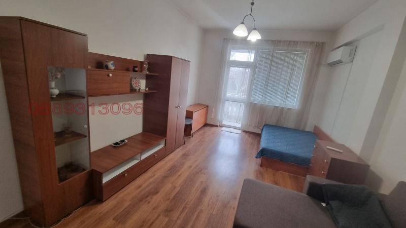 Дава под наем 2-СТАЕН, гр. София, Център