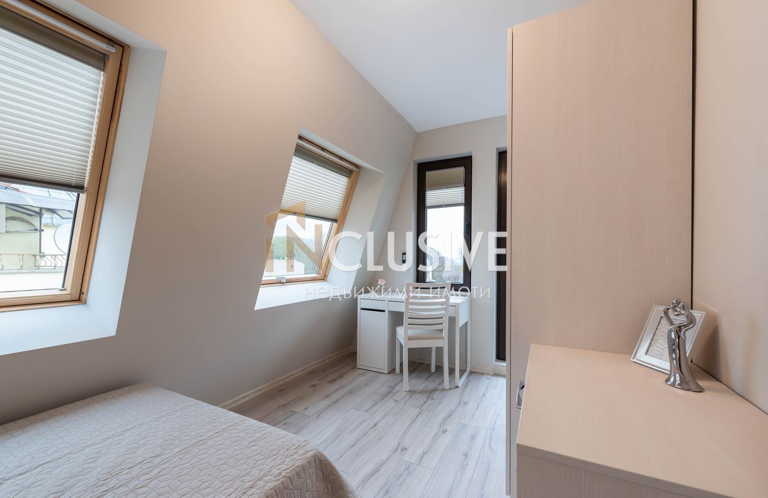 Дава под наем 4-СТАЕН, гр. Варна, Гръцка махала, снимка 14 - Апартаменти - 53648855