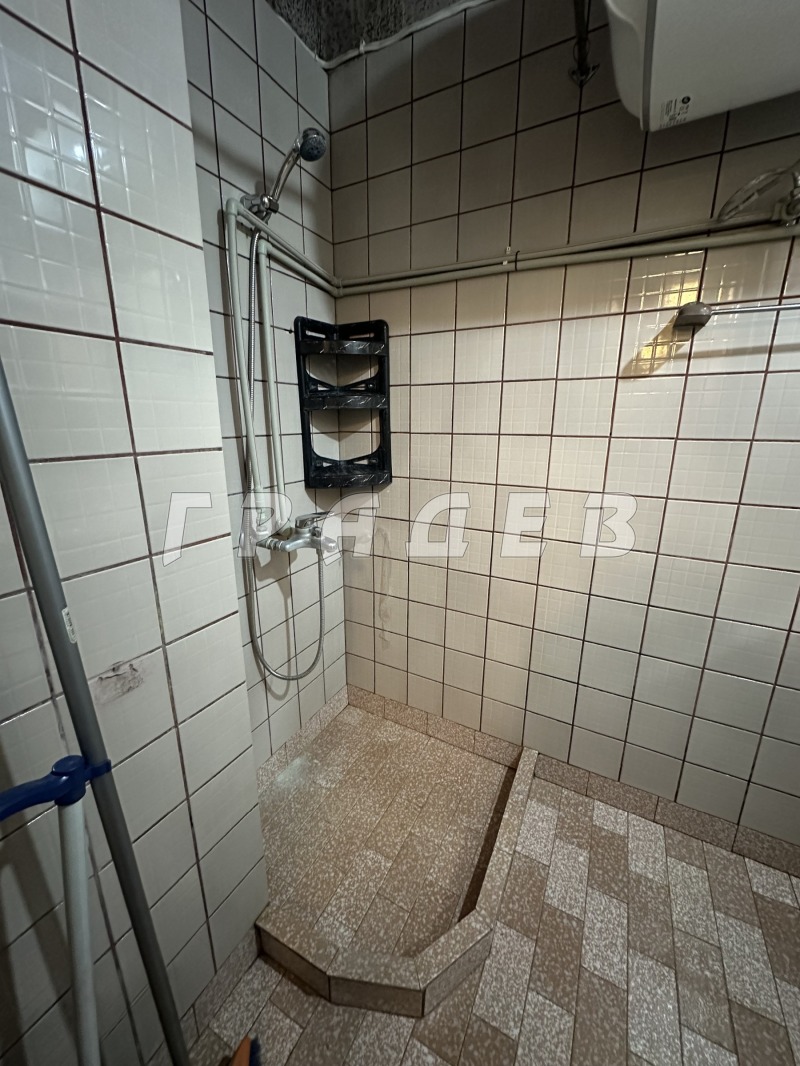 Дава под наем 2-СТАЕН, гр. Русе, Възраждане, снимка 7 - Апартаменти - 53561121