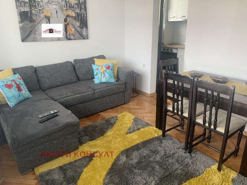 A louer  3+ chambres Veliko Tarnovo , Tsentar , 135 m² | 31226338