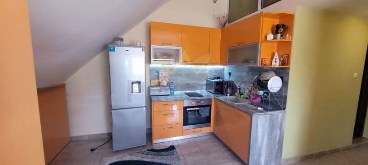 В оренду  2 спальні Варна , Спортна зала , 99 кв.м | 77078327