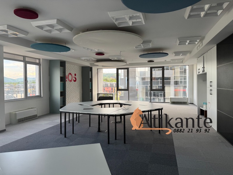 Kiadó  Hivatal Sofia , Mladost 4 , 583 négyzetméter | 31430795