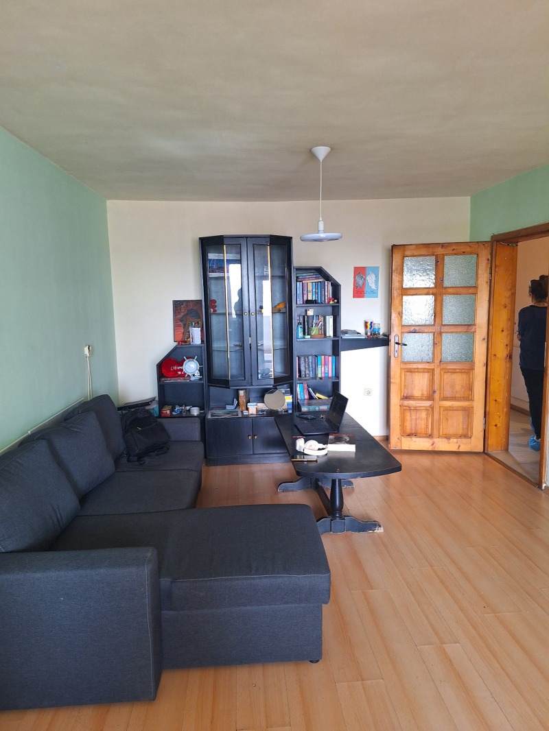 Kiadó  2 hálószobás Veliko Tarnovo , Centar , 90 négyzetméter | 42665592