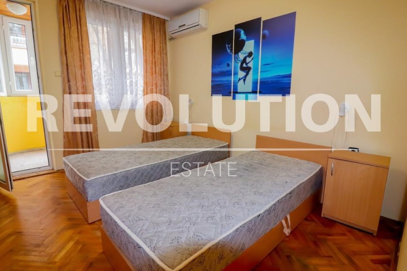 K pronájmu  2 ložnice Varna , Centar , 100 m2 | 87356957 - obraz [7]