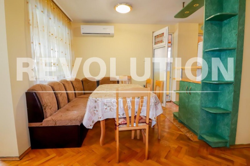 K pronájmu  2 ložnice Varna , Centar , 100 m2 | 87356957