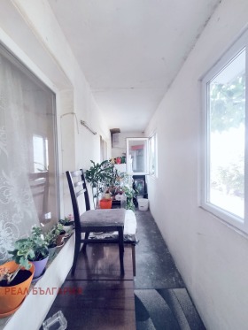 ���� ��� ���� 3-����� | Imot.bg � ����� ������ 8