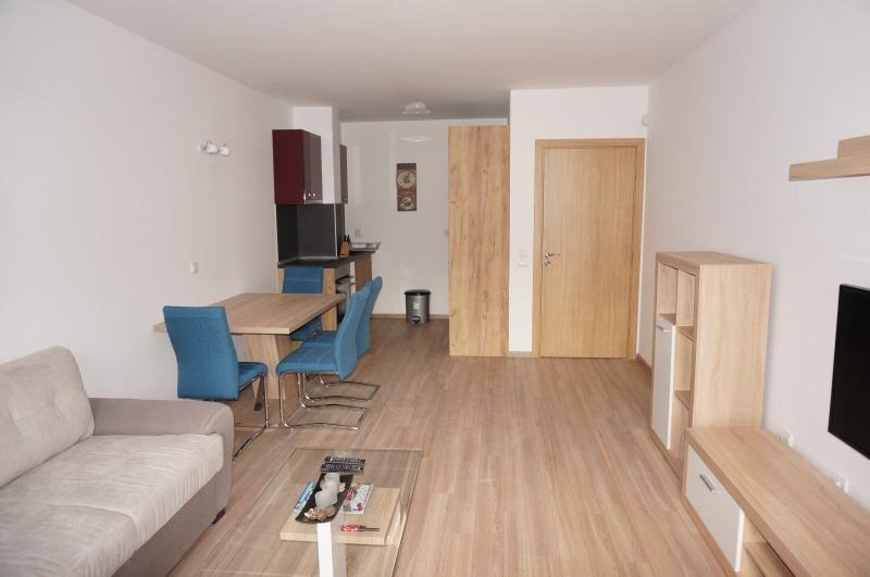 Издаје се  1 спаваћа соба Софија , Манастирски ливади , 57 м2 | 17529359 - слика [2]