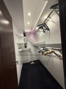 ���� ��� ���� 3-����� | Imot.bg � ����� ������ 8