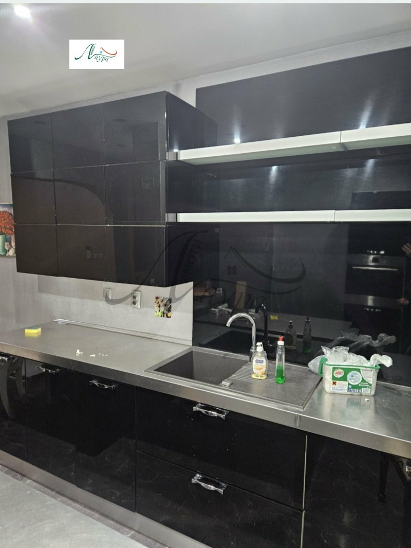 Дава под наем 3-СТАЕН, гр. Шумен, Център, снимка 6 - Апартаменти - 52652361