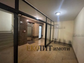 ���� ��� ���� 3-����� | Imot.bg � ����� ������ 8