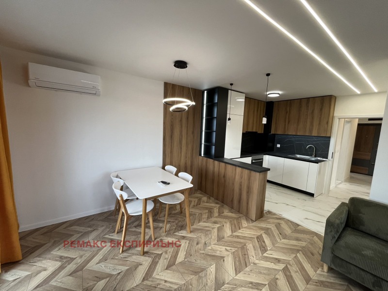 Дава под наем 2-СТАЕН, гр. Пловдив, Христо Смирненски