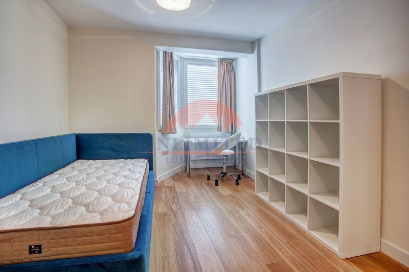 Zu vermieten  3+ Schlafzimmer Sofia , Lozenez , 317 qm | 71391861 - Bild [4]