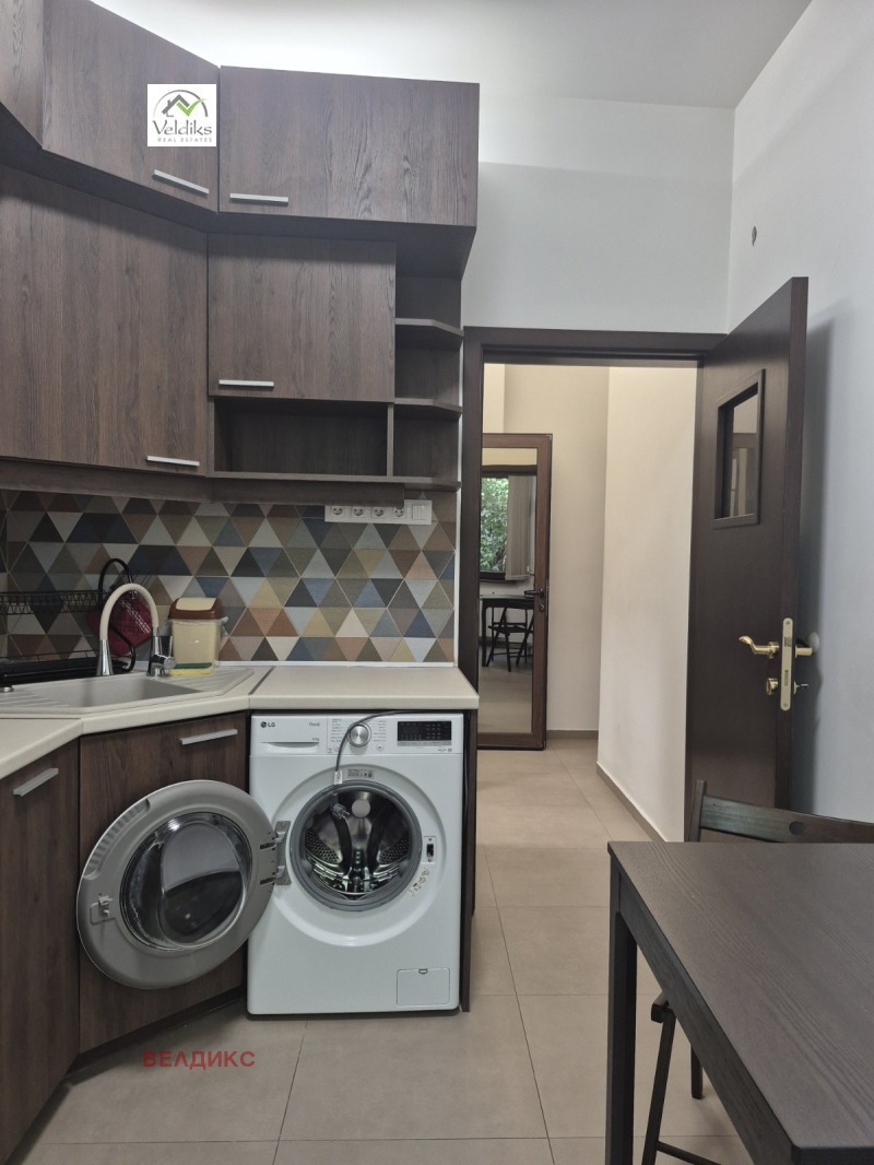 Дава под наем  3-стаен град София , Център , 86 кв.м | 85433611 - изображение [2]