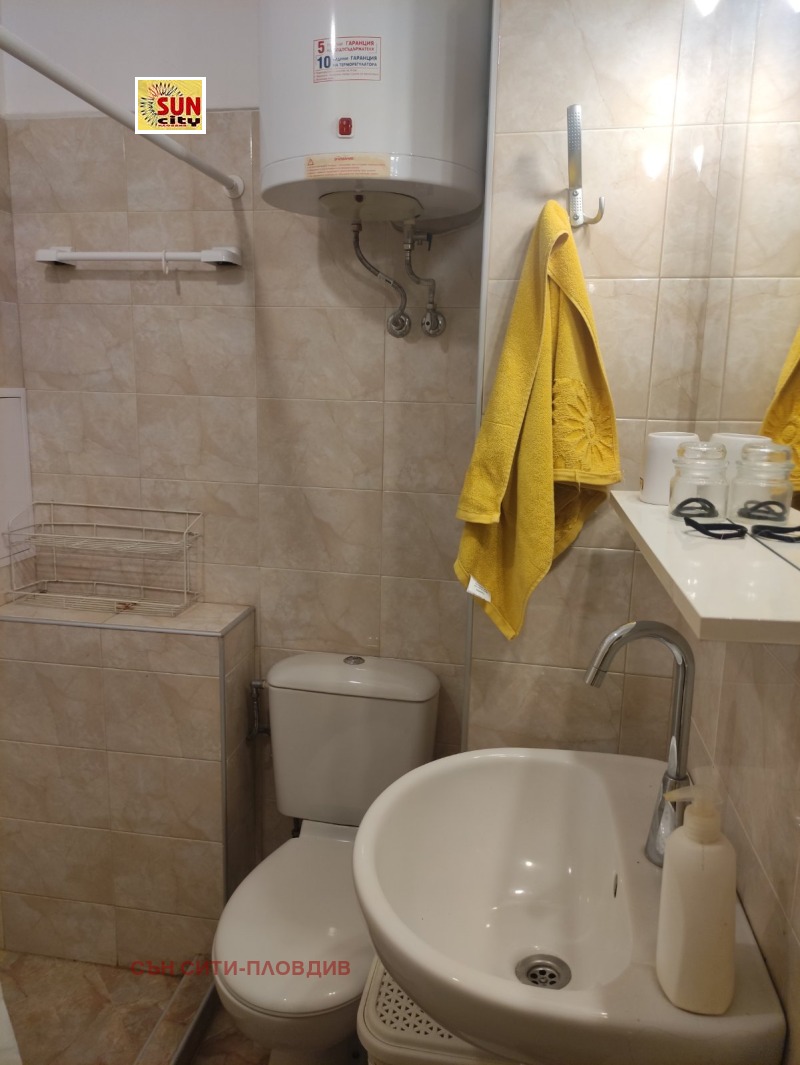 Til leje  1 soveværelse Plovdiv , Tsentar , 50 kvm | 81882117 - billede [8]
