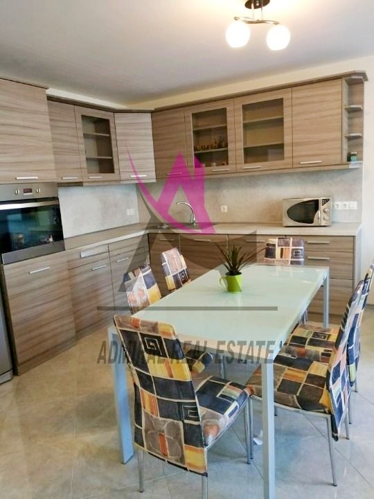 В аренду  1 спальня Варна , Колхозен пазар , 60 кв.м | 30455111