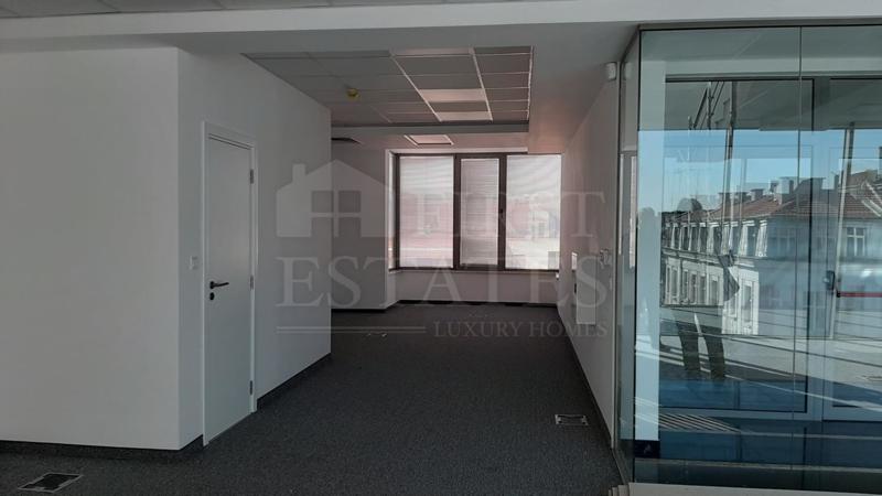 Te huur  Kantoor Sofia , Tsentar , 304 m² | 87372371 - afbeelding [5]