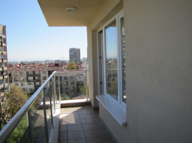 ���� ��� ���� 3-����� | Imot.bg � ����� ������ 12