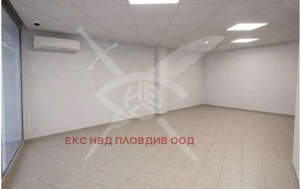 Дава под наем МАГАЗИН, гр. Пловдив, Център