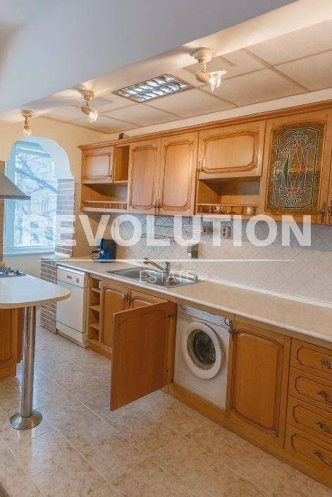 Издаје се  2 спаваће собе Варна , Спортна зала , 85 м2 | 36335548