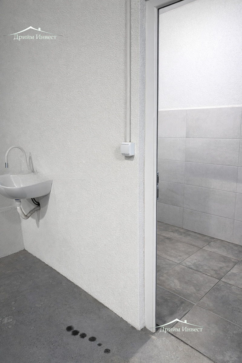 Дава под наем СКЛАД, гр. Пловдив, Индустриална зона - Север, снимка 3 - Складове - 53045152