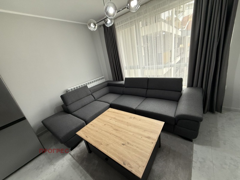 Kiadó  1 hálószoba Plovdiv , Karsijaka , 65 négyzetméter | 52757850