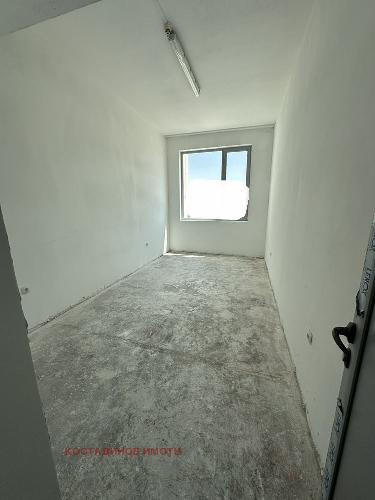 För uthyrning  Kontor Plovdiv , Karsjijaka , 227 kvm | 57887277 - bild [5]