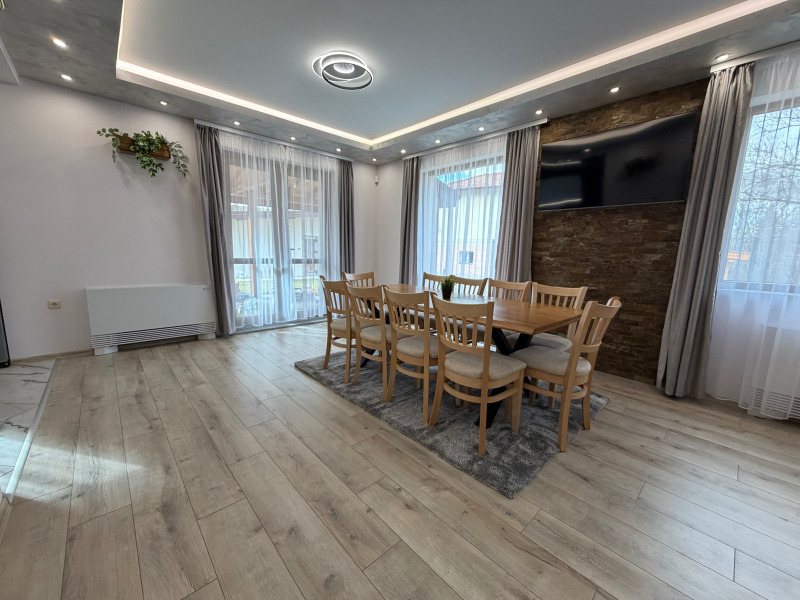 Дава под Наем КЪЩА в град София, Горна баня - 204 кв.м / 1 800 € » 3 520.49 лв., НИКА